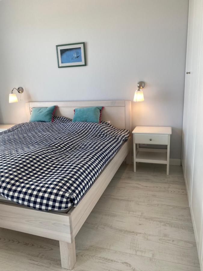 Apartament Blekitny Przy Latarni Darłowo Exterior foto